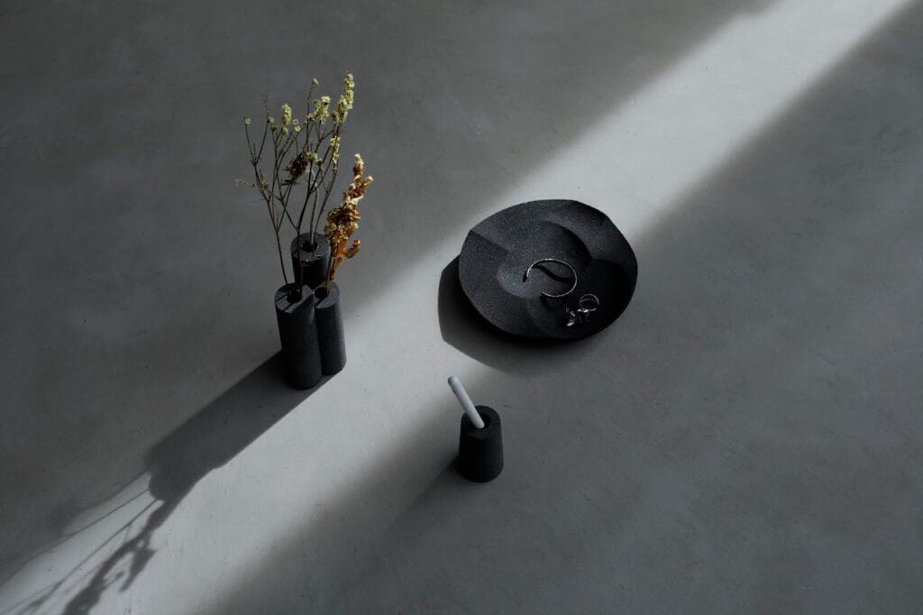 Cast Molds Get a Second Life in the OUTLINE Series