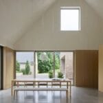 Des Lauriers House’s Gabled Volumes Embraces Rural Serenity